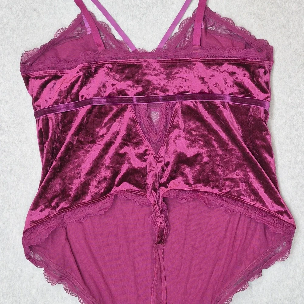 Torrid Women Sleepwear 4X Purple Lace Strappy Velvet Adjustable